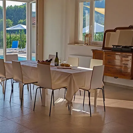 Casa Matilde Фермерский дом *